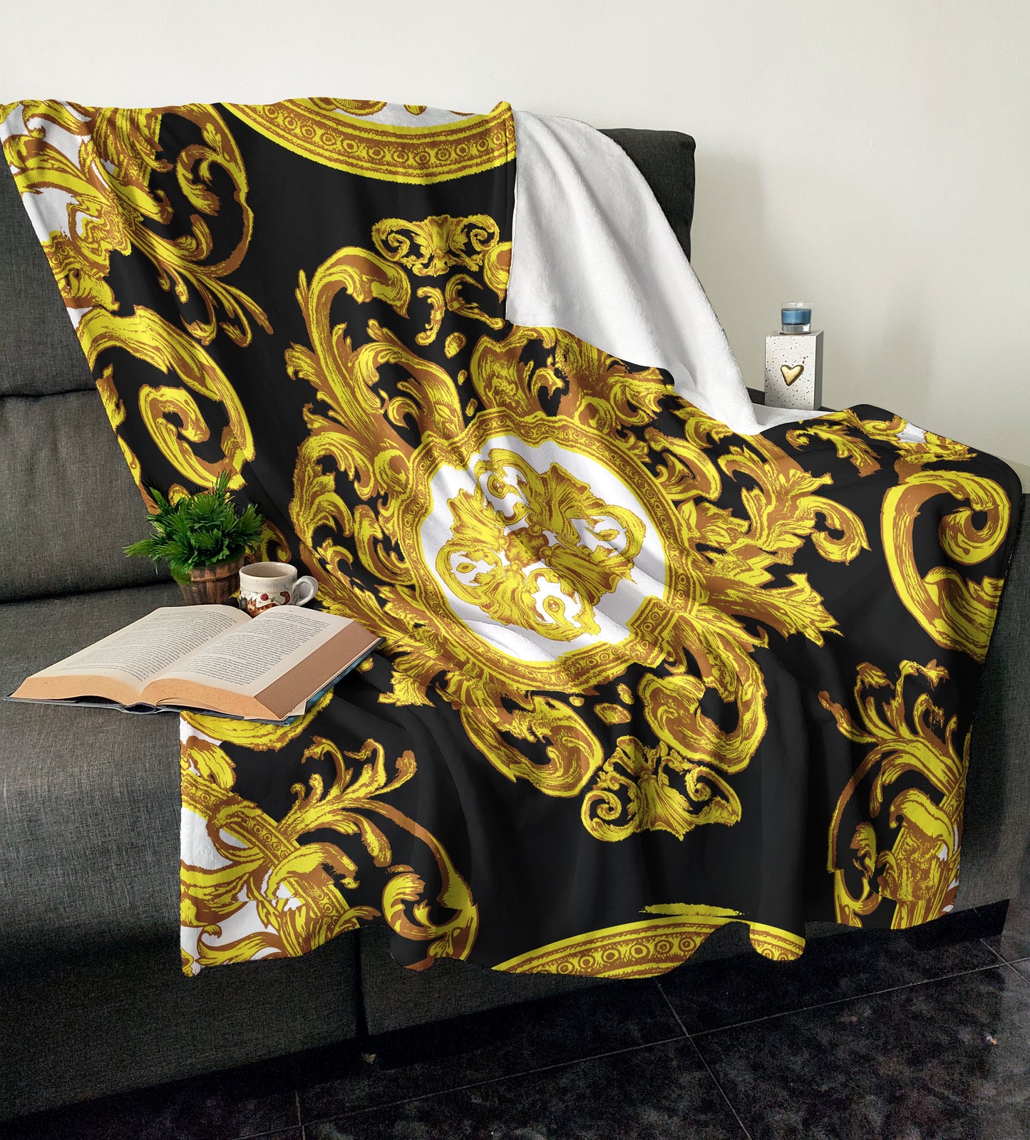 Unique design • Romantic Baroque design Flannel Blanket • Bedding • Bedspread • Blankets • Kids • Boys • Girls • Soft • Room • Decor • Gift